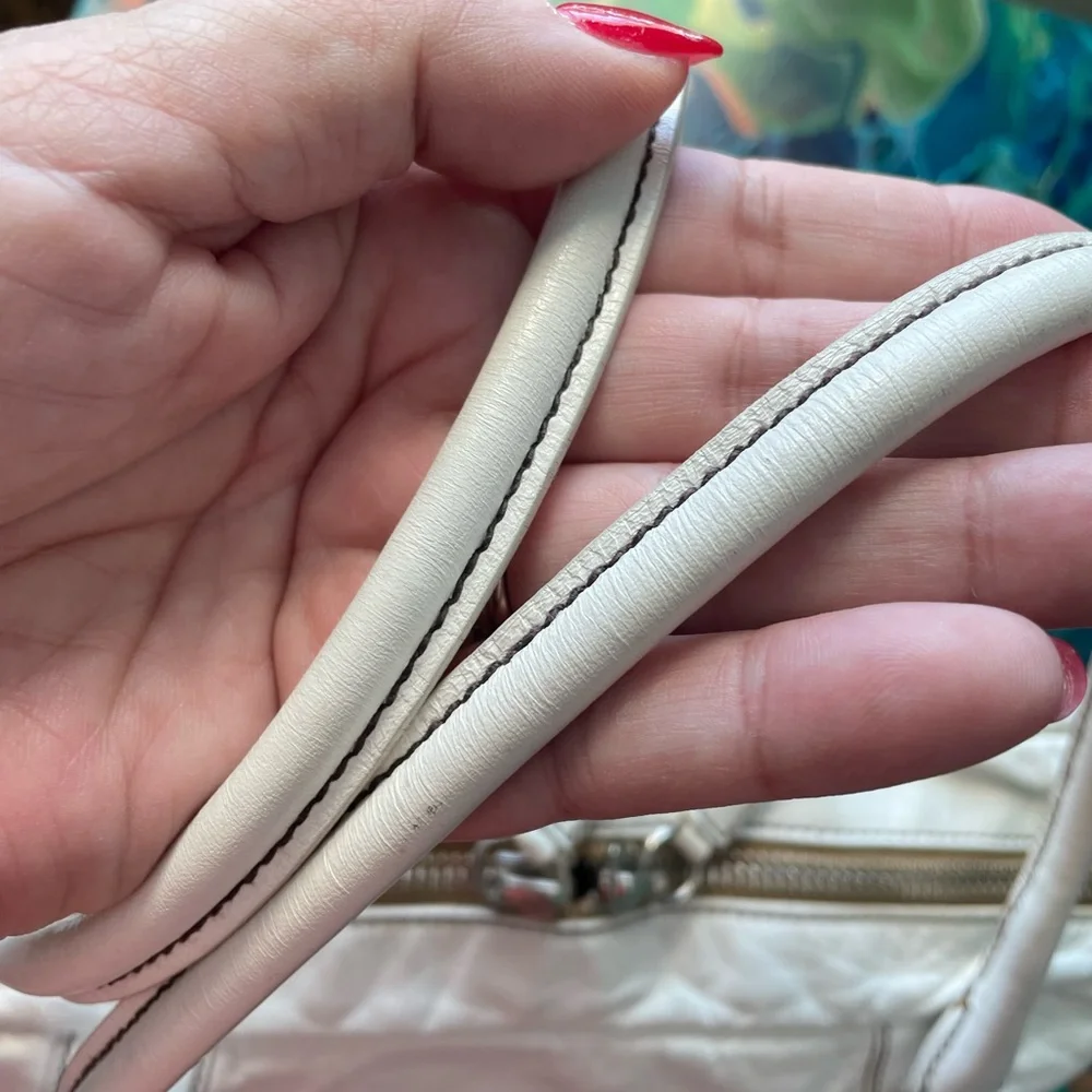 Miu Miu white leather hobo bag - Picture 9 of 15